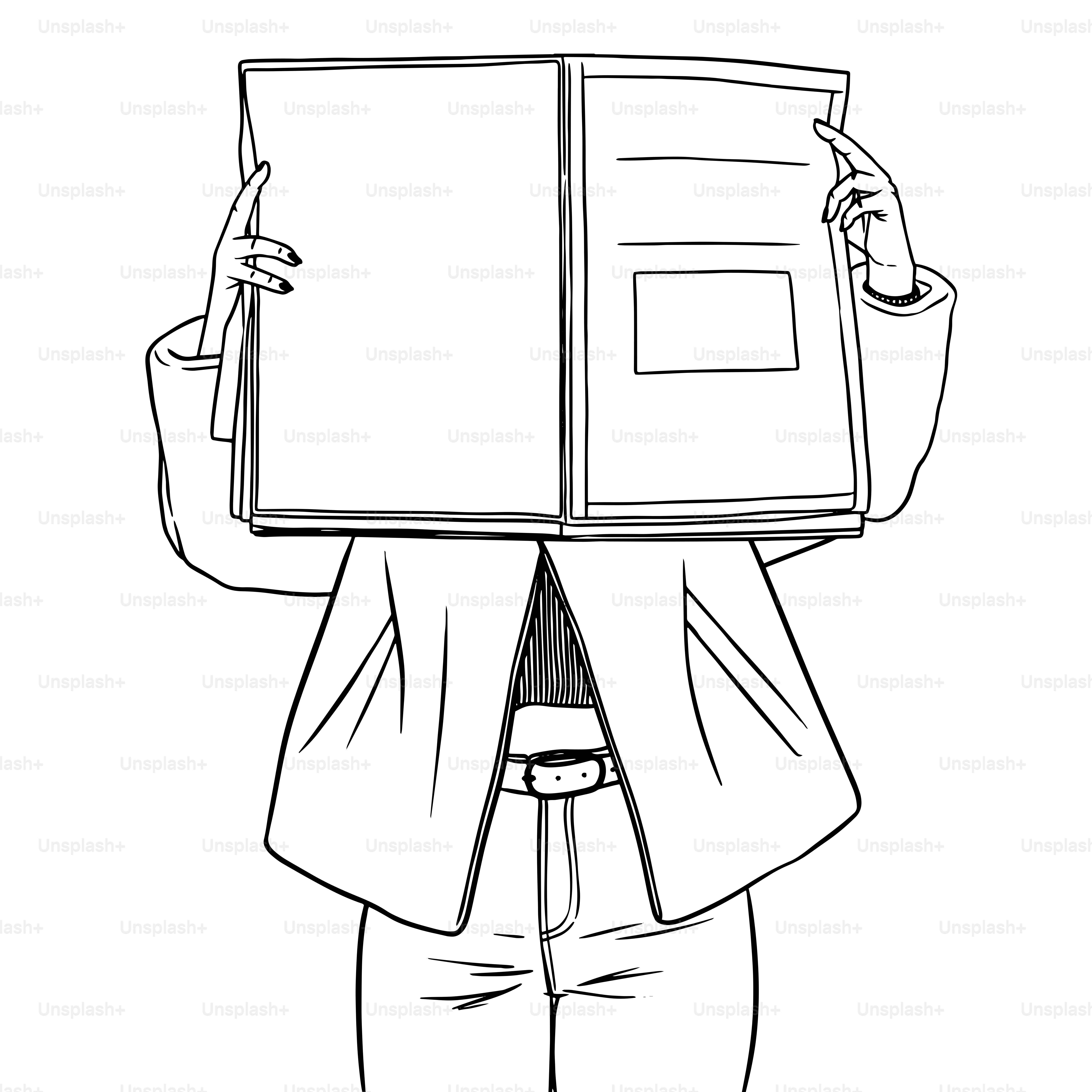 Persona sosteniendo un periódico frente a su cara.