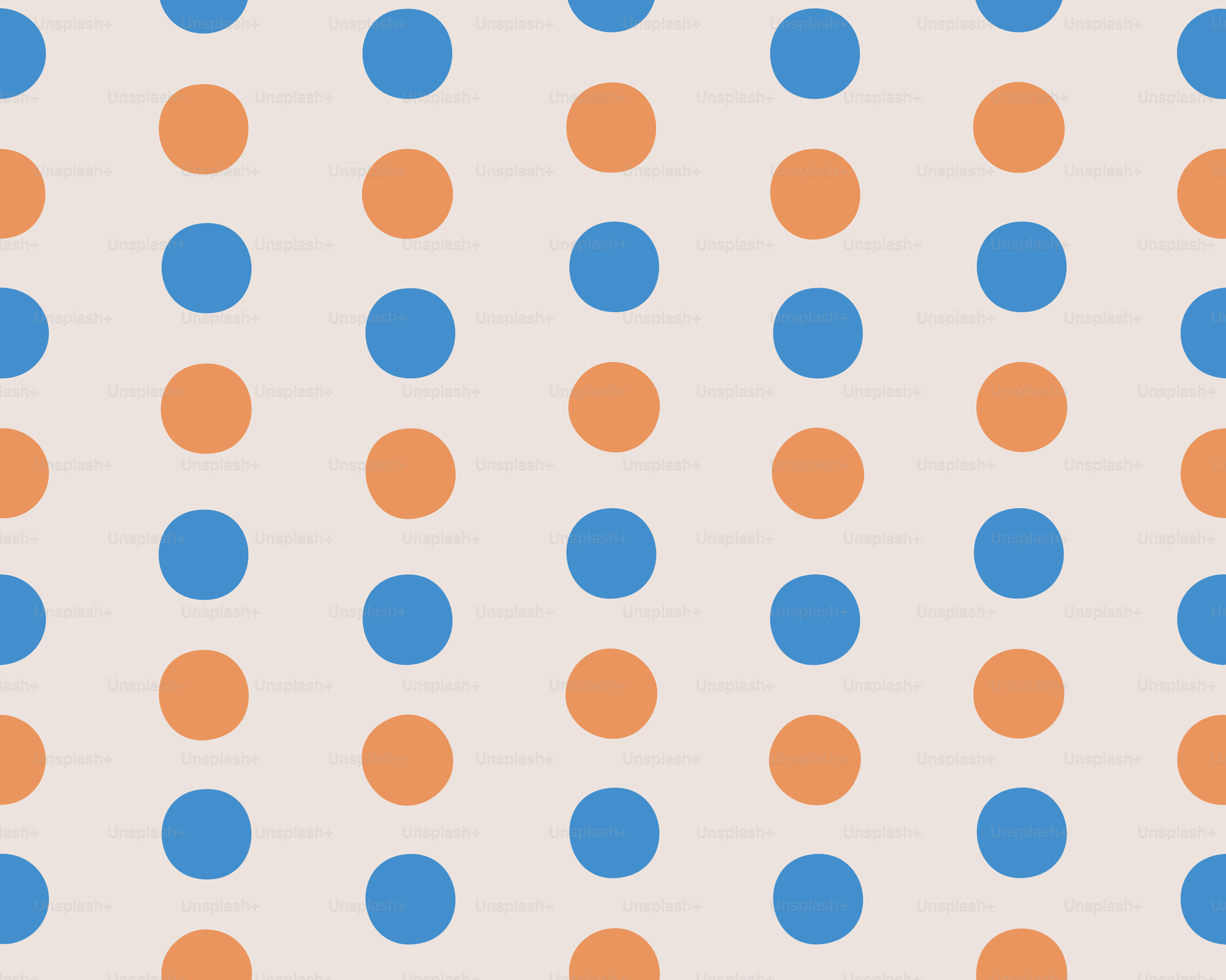 Un motivo a pois arancioni e bianchi su sfondo bianco vettoriale – Immagine  gratis di Illustrazione su Unsplash, image size:3000x2400