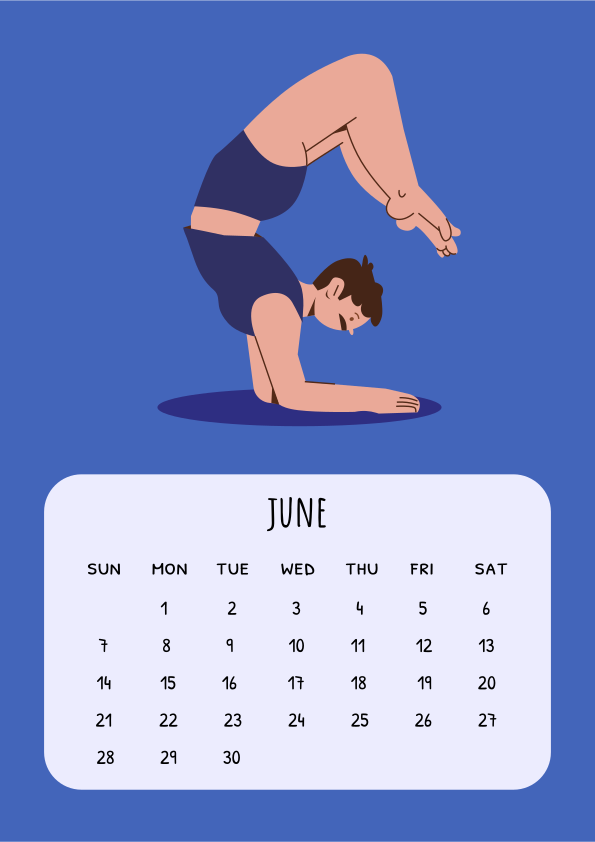 Person in Yoga-Haltung mit Juni-Kalender unten