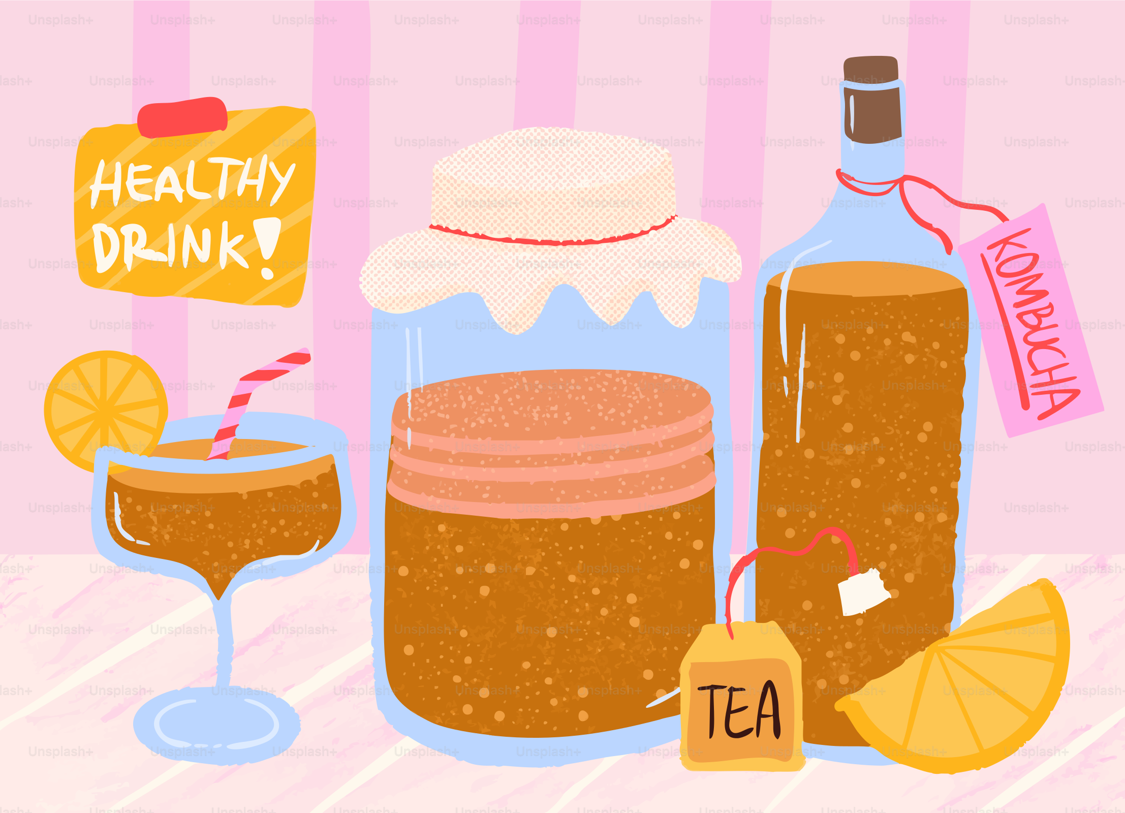 Kombucha-Getränk in Glasflasche und Glas mit Orange