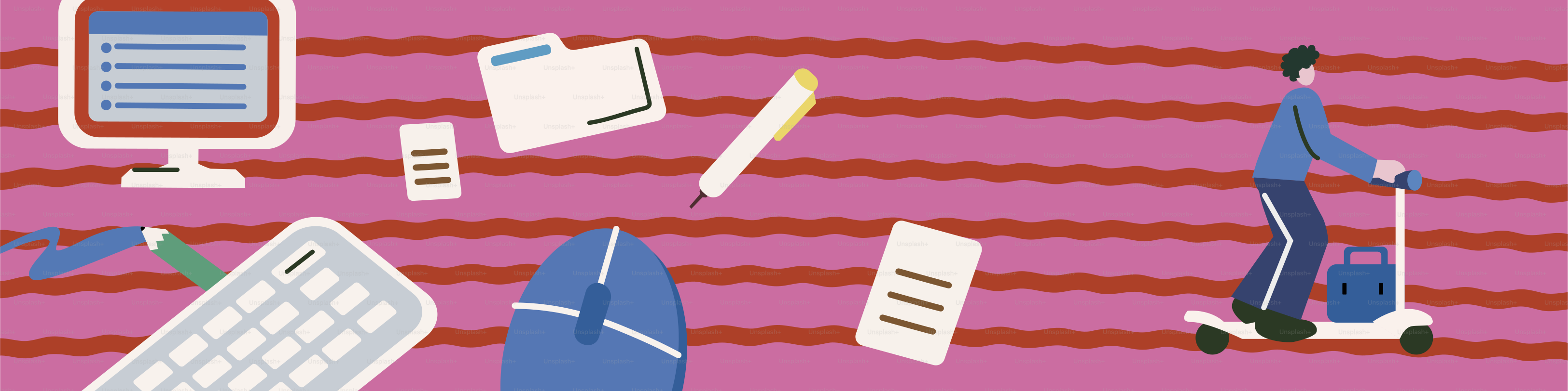 Person auf dem Roller mit Bürobedarf und Computer.