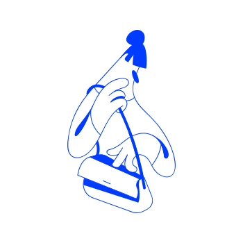 Frau mit einer blauen Handtasche mit weißem Hintergrund