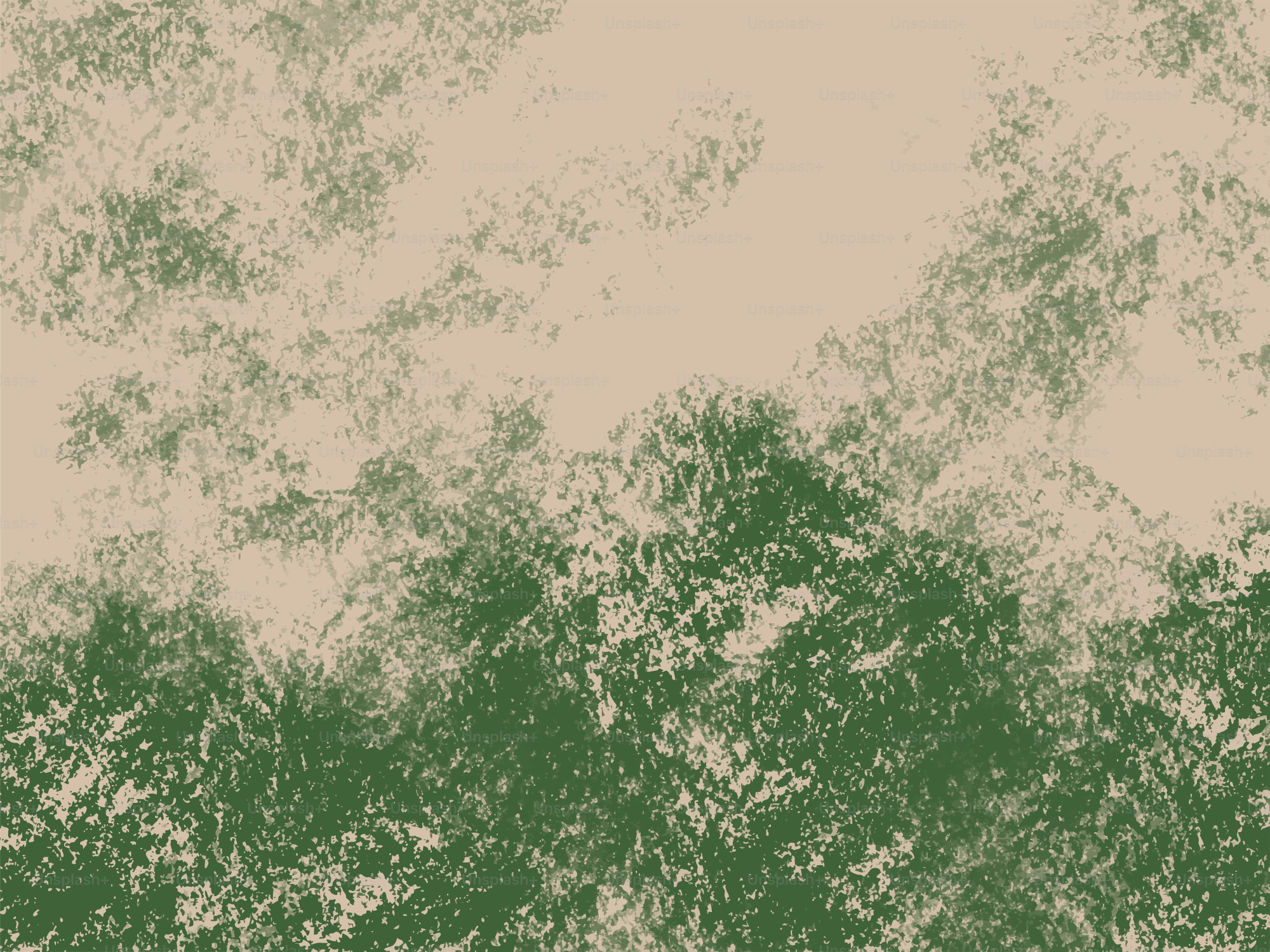 Grünes Laub vor einem gedämpften beigefarbenen Himmel