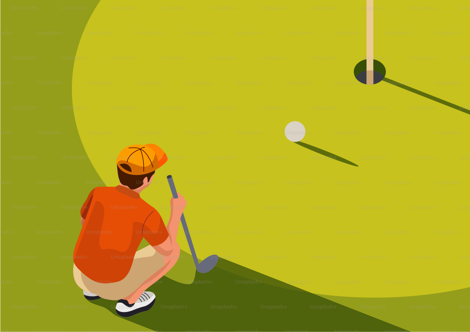 Golfista accovacciato vicino a una pallina da golf sul green.