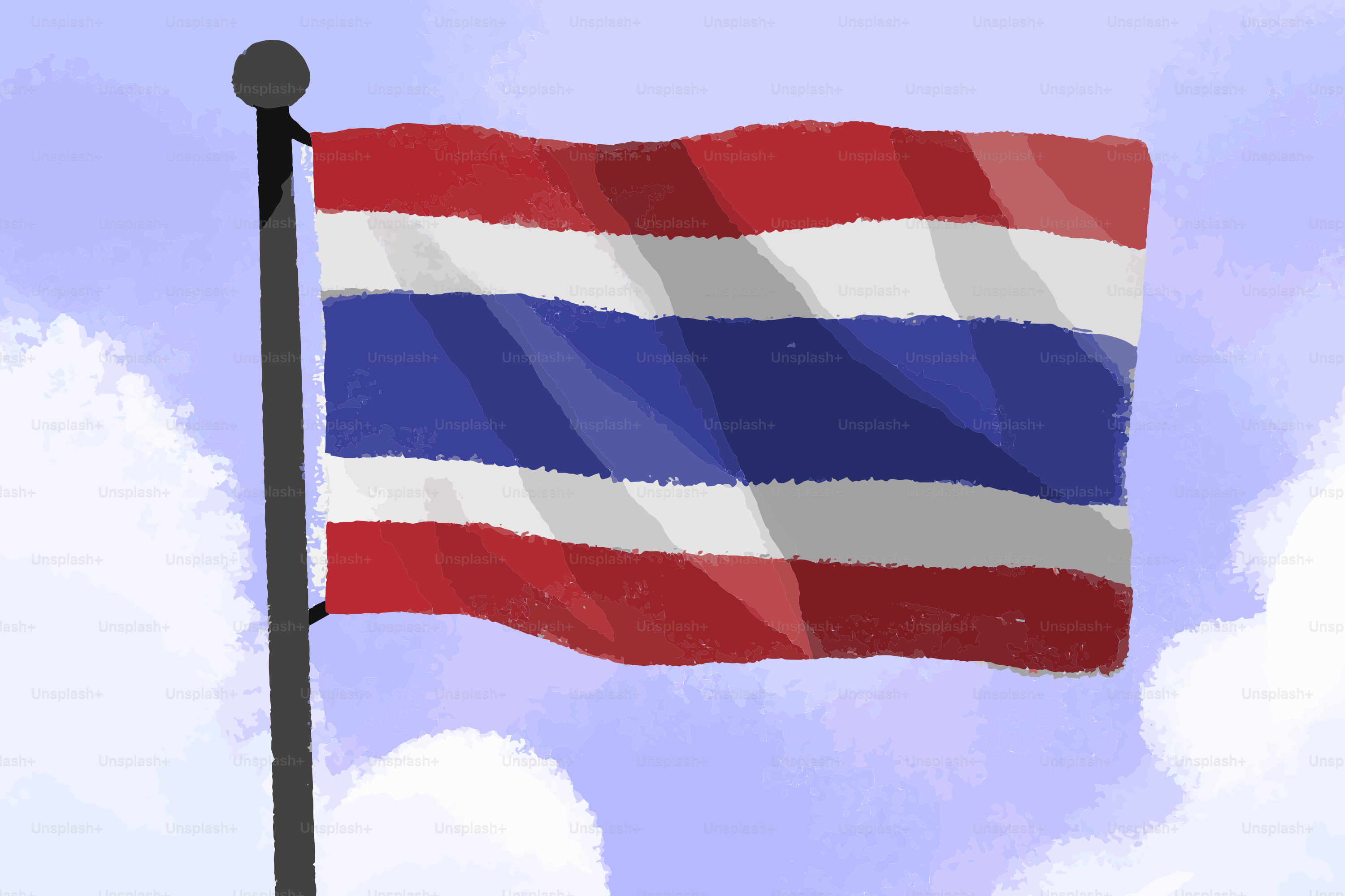 Bandiera thailandese che sventola su un palo contro un cielo nuvoloso.