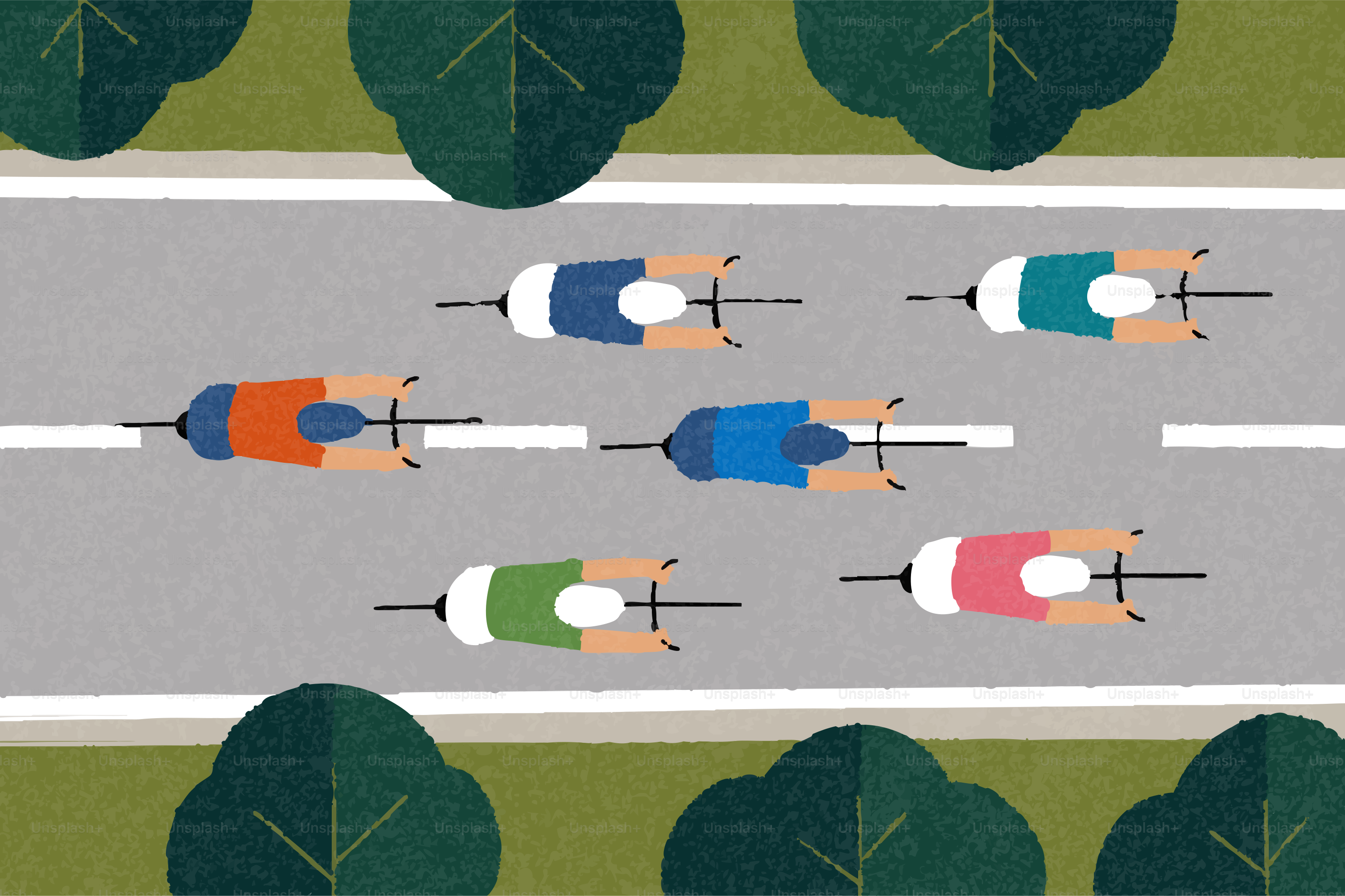 Ciclistas correndo em uma estrada com árvores verdes