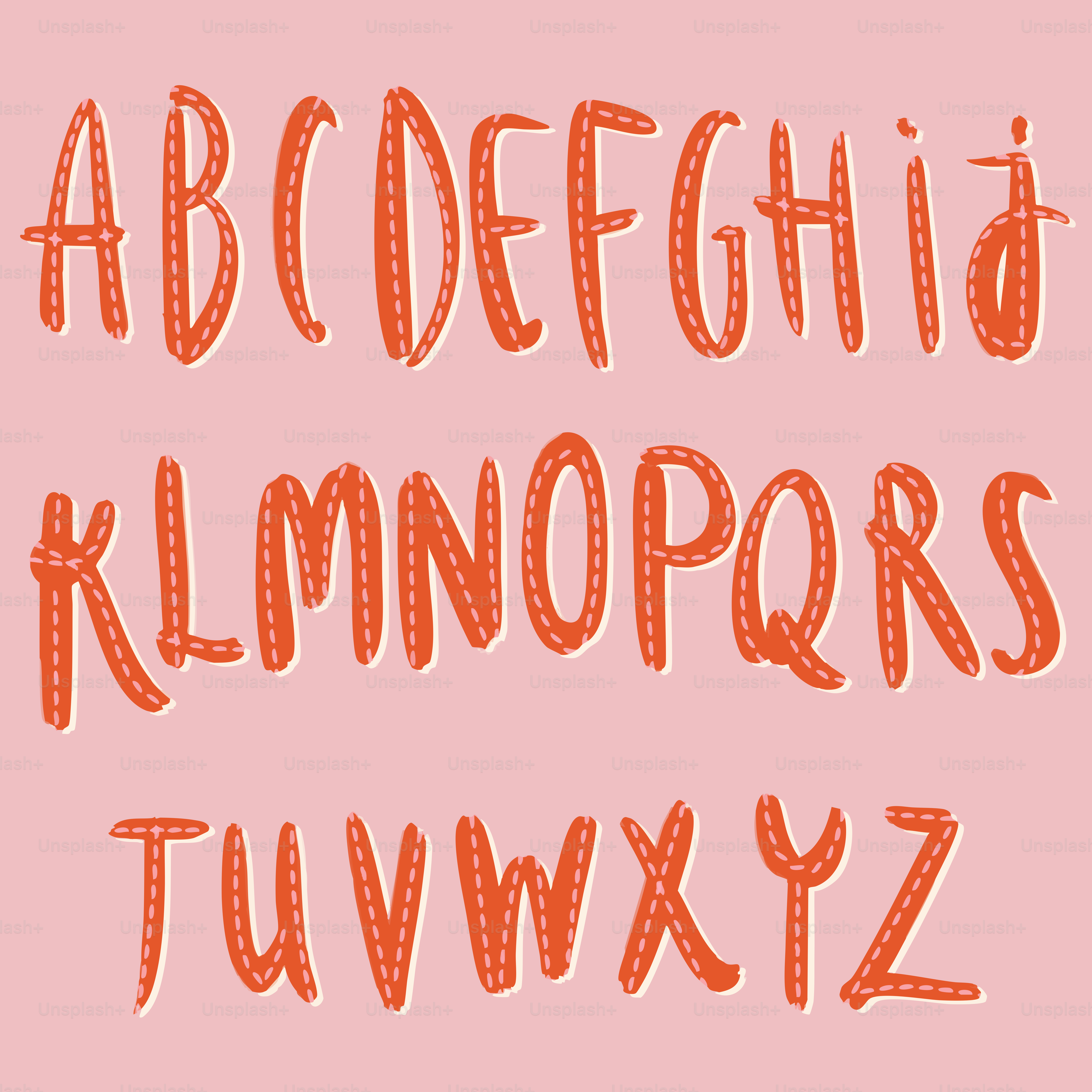 Das englische Alphabet in orangefarbenen handgezeichneten Buchstaben mit weißer Naht auf Pink